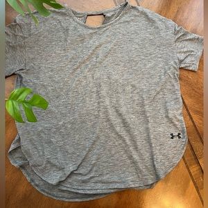 Under Armour Loose Fitting Workout Tee